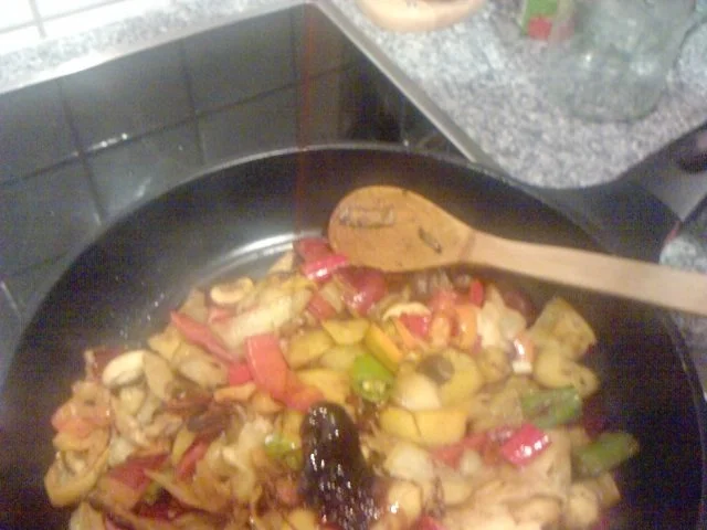 Das Beste aus dem Meer suhlt sich in gezwetschtem Gemüse - Rezept - Bild Nr. 9