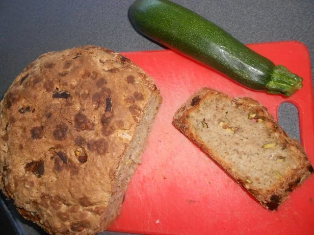 Rezept: Zucchini - Brot Bild Nr. 2 Zucchini - Brot - Rezept - Bild Nr. 2