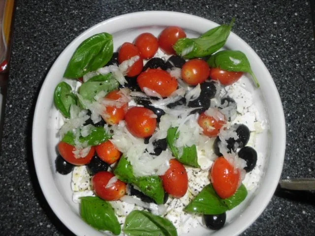 Käse paniert in Sesam,  Hähnchenbrustfilet, Zaziki, Schafskäse und co. - Rezept - Bild Nr. 4