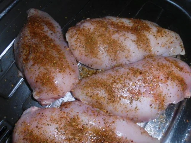 Käse paniert in Sesam,  Hähnchenbrustfilet, Zaziki, Schafskäse und co. - Rezept - Bild Nr. 2