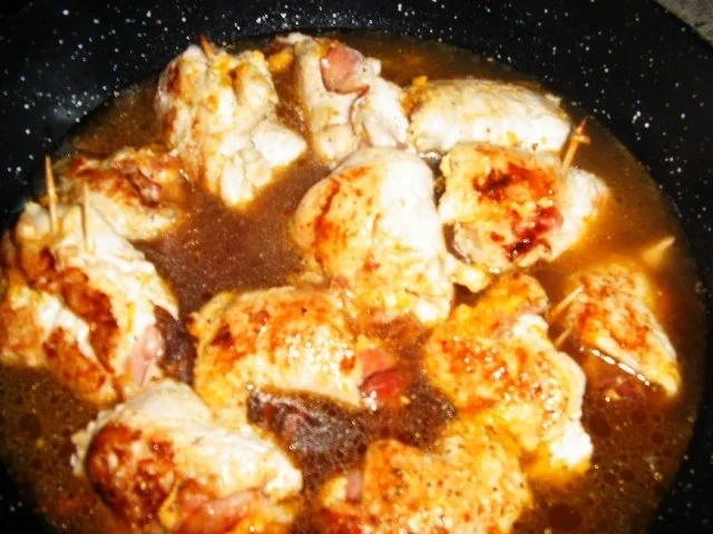 Rezept: Geflügelröllchen Bild Nr. 10 Geflügelröllchen - Rezept - Bild Nr. 10