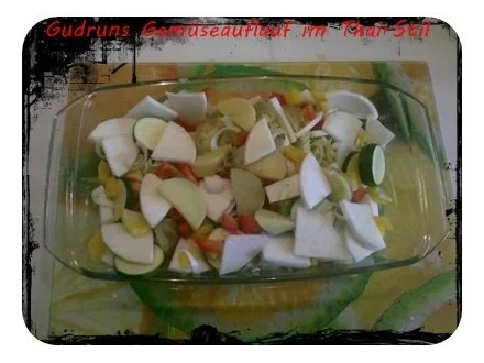 Rezept: Vegetarisch: Gemüseauflauf im Thai-Stil Bild Nr. 3 Vegetarisch: Gemüseauflauf im Thai-Stil - Rezept - Bild Nr. 3