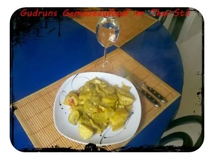 Rezept: Vegetarisch: Gemüseauflauf im Thai-Stil Bild Nr. 13 Vegetarisch: Gemüseauflauf im Thai-Stil - Rezept - Bild Nr. 13