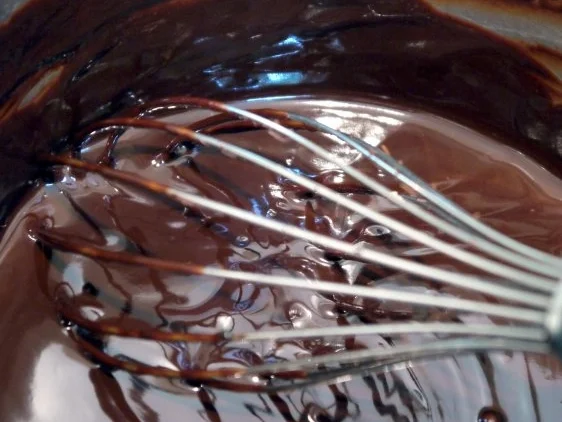 Rezept: Belebender Schokoladenkuchen Bild Nr. 8 Belebender Schokoladenkuchen - Rezept - Bild Nr. 8