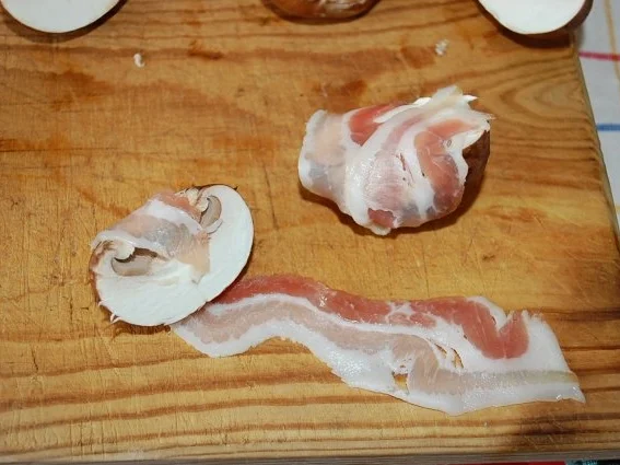 Champignon mit Schinken gewickelt in Blätterteig - Rezept - Bild Nr. 4