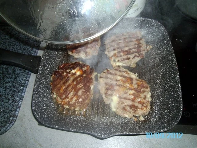 Fleischlaibchen vom Reh mit Beilage (je nach Lust und Laune) - Rezept - Bild Nr. 9