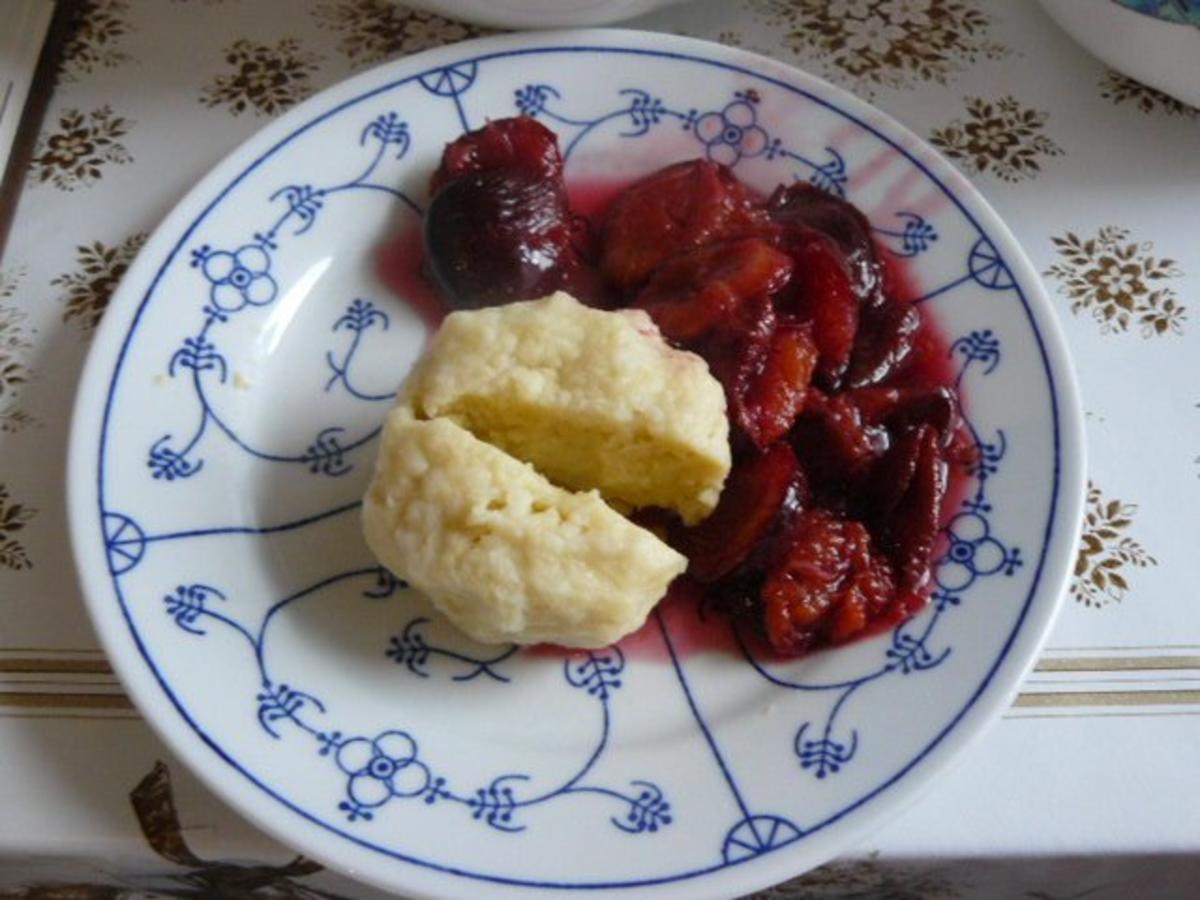 Pflaumenknödel - Rezept mit Bild - kochbar.de