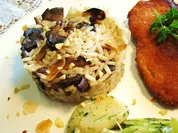 Pilz-Reis mit gerösteten Mandeln - Rezept