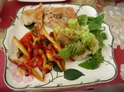 30 Minuten-Rezepte : Schupfnudel-Pfanne mit Hähnchenbrust und Salat - Rezept