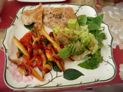 Rezept: 30 Minuten-Rezepte : Schupfnudel-Pfanne mit Hähnchenbrust und Salat 30 Minuten-Rezepte : Schupfnudel-Pfanne mit Hähnchenbrust und Salat - Rezept