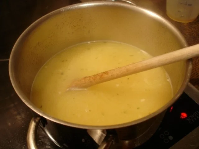 Helle Kräuter-Brennsuppe - Rezept - Bild Nr. 9