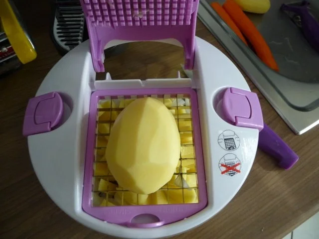 Suppen & Eintöpfe : ...schnelles Gemüsesüppchen mit Wiener Würsten - Rezept - Bild Nr. 5