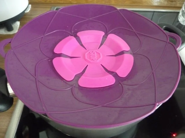 Suppen & Eintöpfe : ...schnelles Gemüsesüppchen mit Wiener Würsten - Rezept - Bild Nr. 14