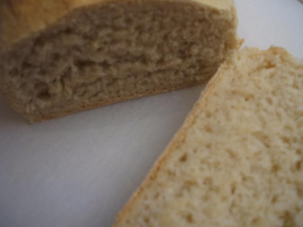 Brot/Brötchen: Weißbrot - Brötchenstuten - Rezept - Bild Nr. 2