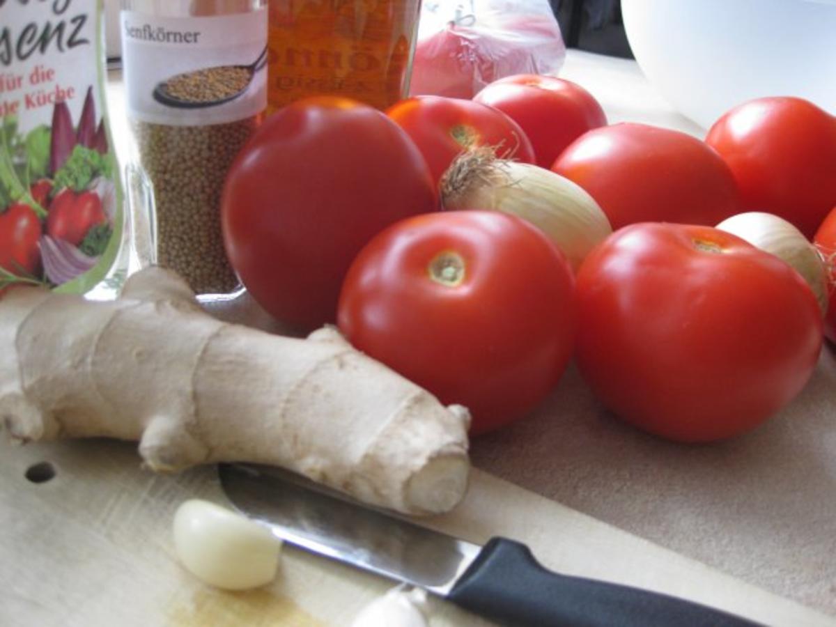 Tomaten-Chutney mit Ananas, Apfel, Aprikosen und Ingwer Reiches Tomaten-Relish - Rezept - Bild Nr. 2