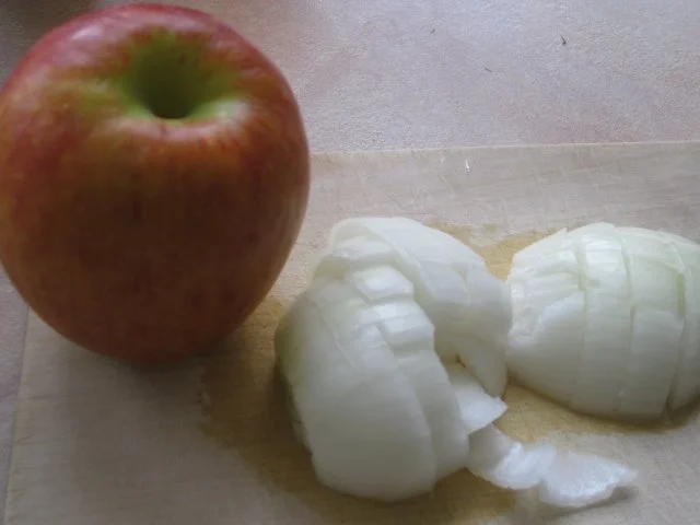 Rezept: Tomaten-Chutney mit Ananas, Apfel, Aprikosen und Ingwer Reiches Tomaten-Relish Bild Nr. 3 Tomaten-Chutney mit Ananas, Apfel, Aprikosen und Ingwer Reiches Tomaten-Relish - Rezept - Bild Nr. 3