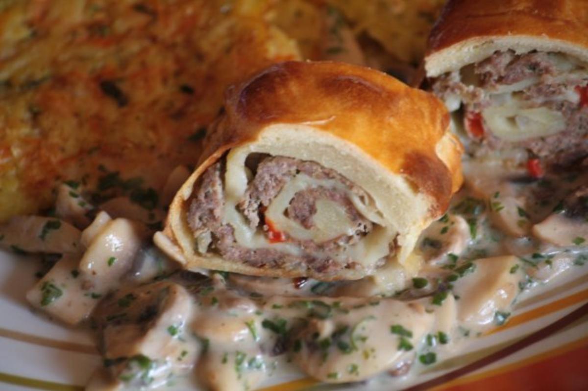 Gefüllter Fleischstrudel - Rezept mit Bild - kochbar.de