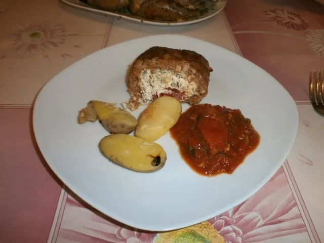 Gefüllte Hachfleischrollle - Rezept