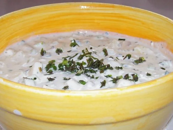 Rezept: Zwiebel-Apfel-Dip Bild Nr. 3 Zwiebel-Apfel-Dip - Rezept - Bild Nr. 3