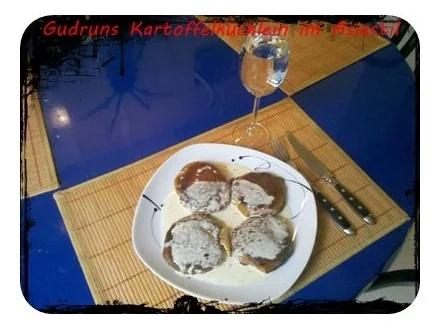 Rezept: Kartoffeln: Gefüllte Kartoffelküchlein im Asia-Stil Bild Nr. 14 Kartoffeln: Gefüllte Kartoffelküchlein im Asia-Stil - Rezept - Bild Nr. 14