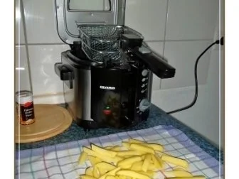 Champignonrahmsauce mit Pommes frites  und einem „Pilzei“ dazu - Rezept - Bild Nr. 6