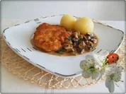 Rezept: Putenschnitzel mit Champignonsauce und Kartoffelklรถรe dazu Putenschnitzel mit Champignonsauce und Kartoffelklรถรe dazu - Rezept
