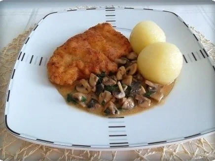 Putenschnitzel mit Champignonsauce und Kartoffelklöße dazu - Rezept - Bild Nr. 21