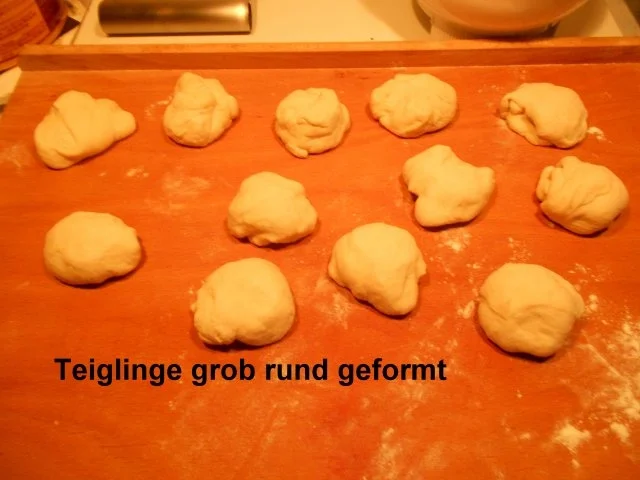 Rezept: Hamburgerbrötchen Bild Nr. 10 Hamburgerbrötchen - Rezept - Bild Nr. 10