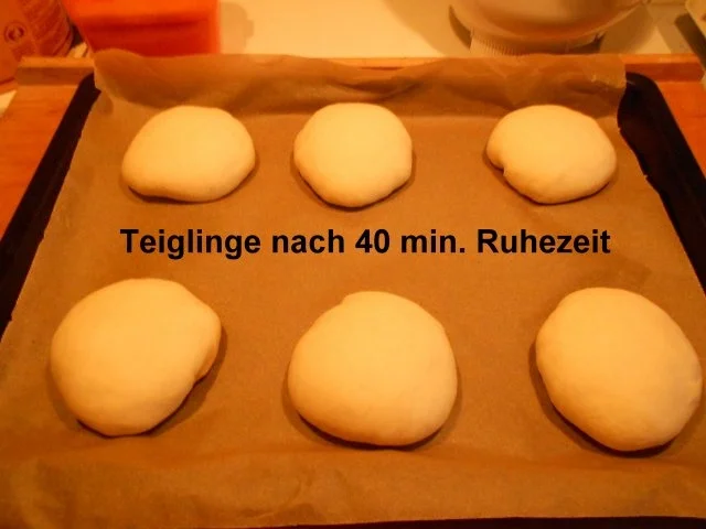 Rezept: Hamburgerbrötchen Bild Nr. 17 Hamburgerbrötchen - Rezept - Bild Nr. 17