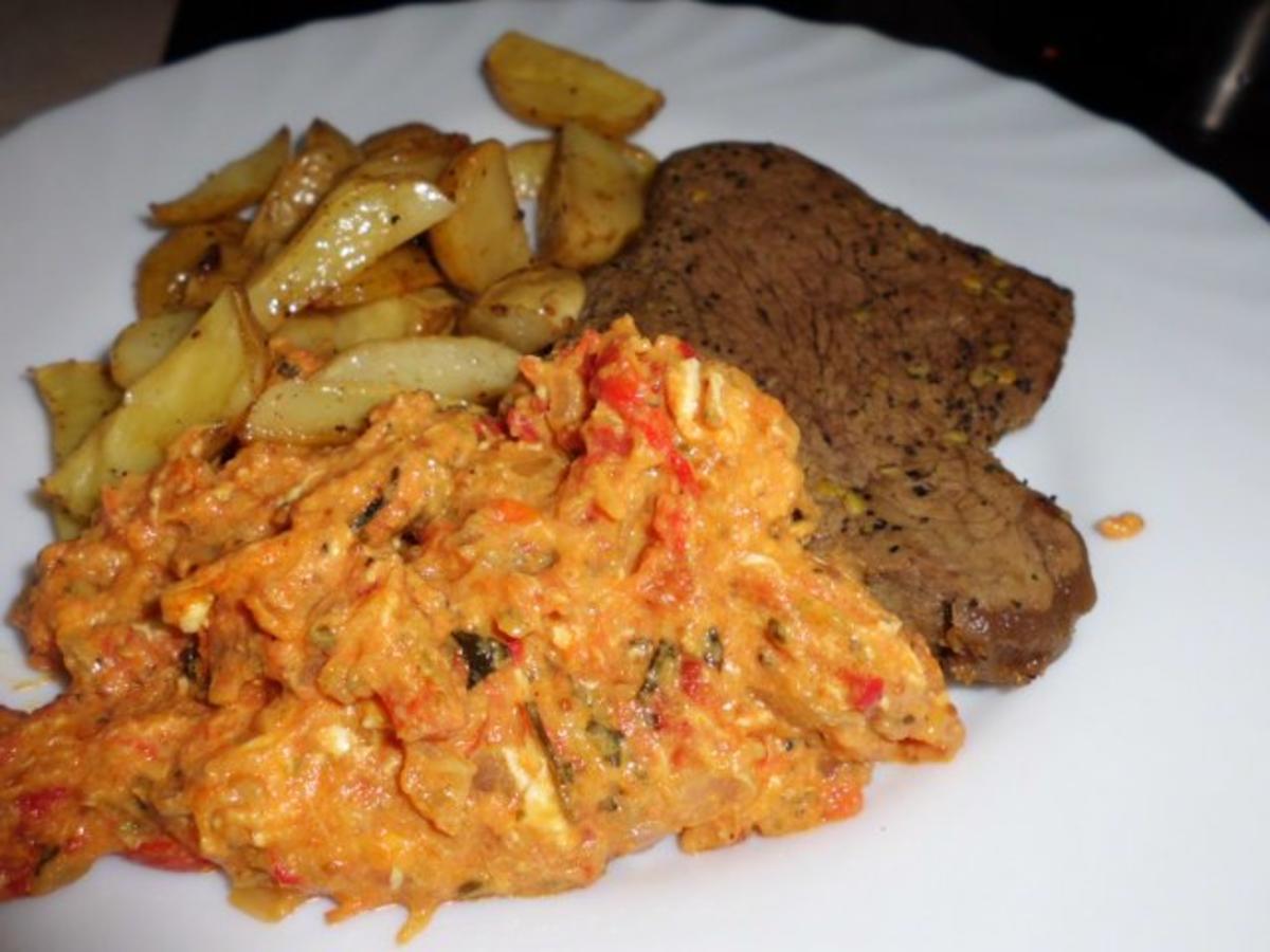 Fleisch, Rind: Rindersteak mit Tomaten-Feigen-Salsa und Zitronen-Ingwer-Ofenkarfoffeln - Rezept - Bild Nr. 5