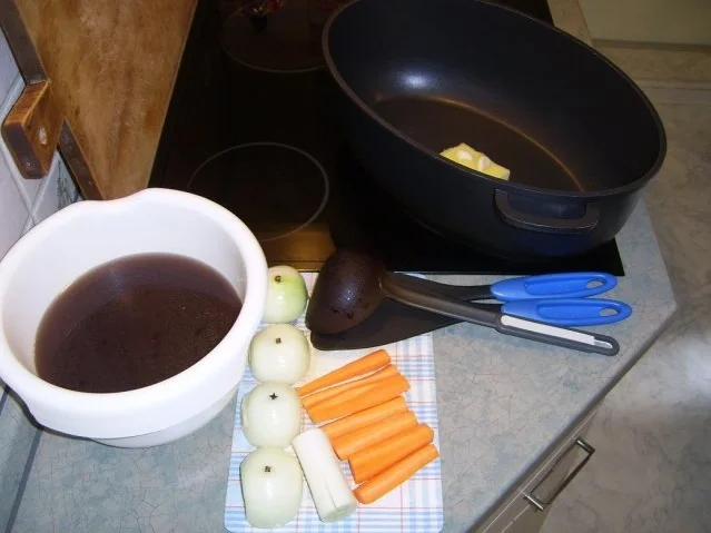 Rezept: Kräuterputenkeule mit Honig-Senfkruste Bild Nr. 3 Kräuterputenkeule mit Honig-Senfkruste - Rezept - Bild Nr. 3