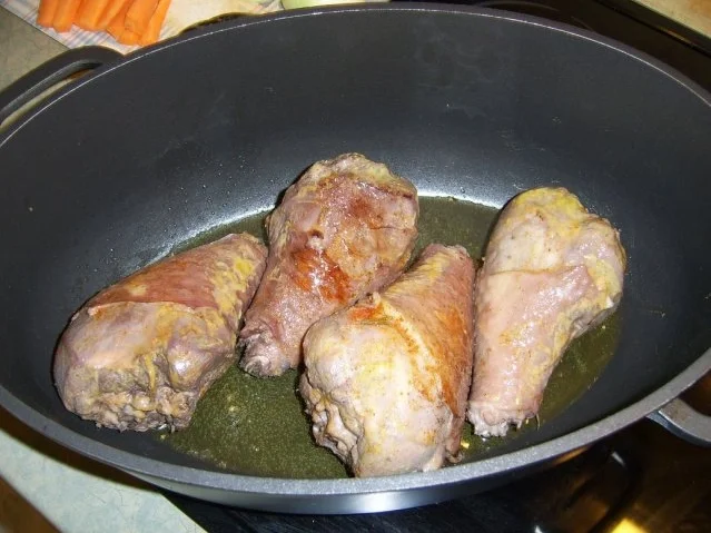 Rezept: Kräuterputenkeule mit Honig-Senfkruste Bild Nr. 6 Kräuterputenkeule mit Honig-Senfkruste - Rezept - Bild Nr. 6