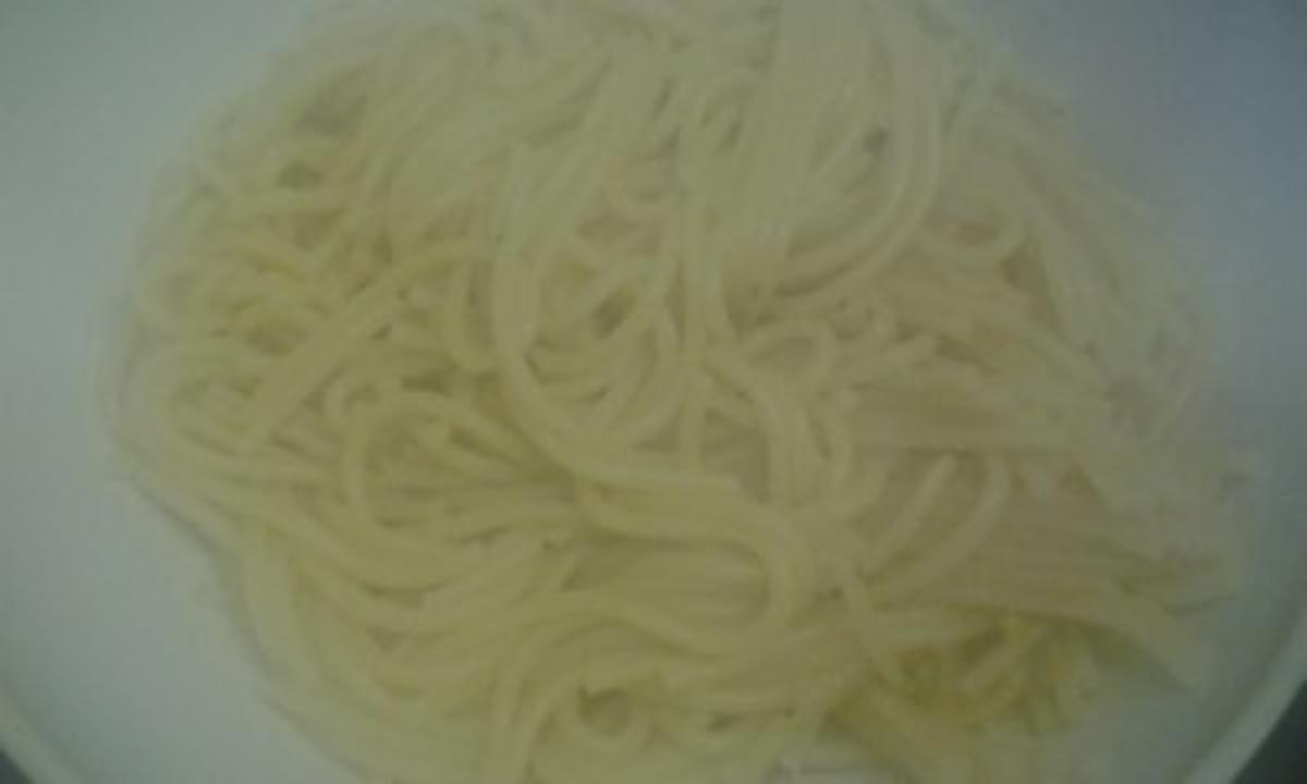Knoblauch-Parmesan-Spaghetti - Rezept - Bild Nr. 6