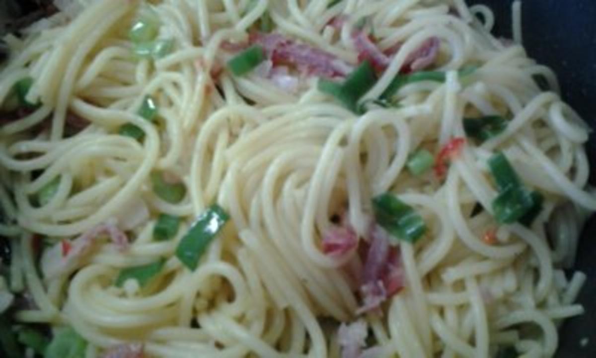 Knoblauch-Parmesan-Spaghetti - Rezept - Bild Nr. 7