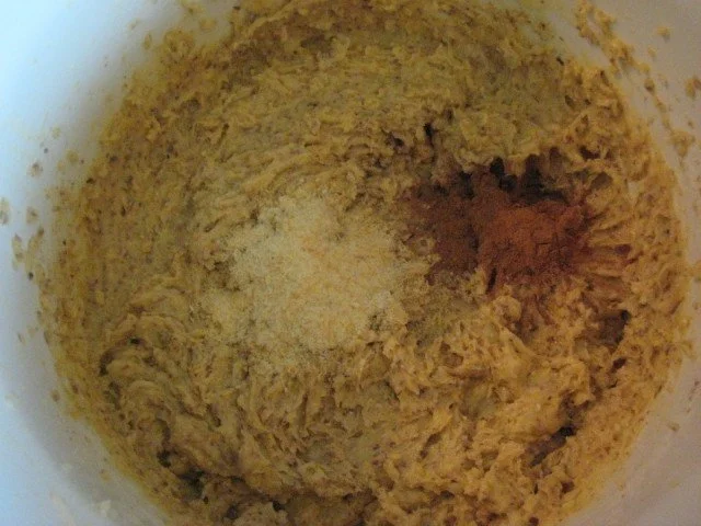 Rezept: Nusskuchen mit Schokolade Bild Nr. 6 Nusskuchen mit Schokolade - Rezept - Bild Nr. 6