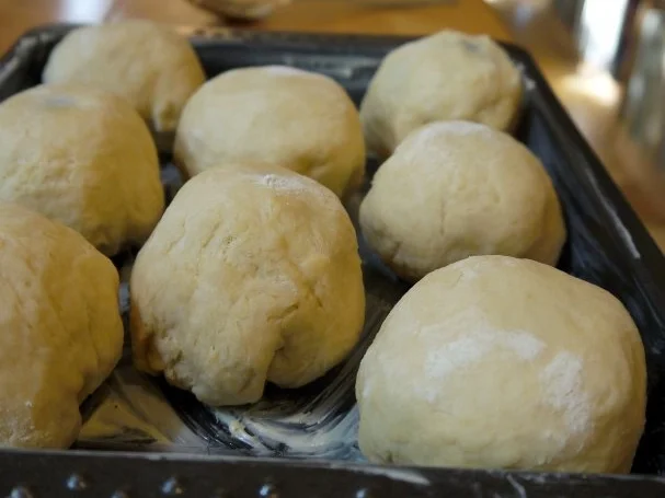 Rezept: Zwetschgen-Rohrnudeln mit Vanille-Sauce Bild Nr. 12 Zwetschgen-Rohrnudeln mit Vanille-Sauce - Rezept - Bild Nr. 12