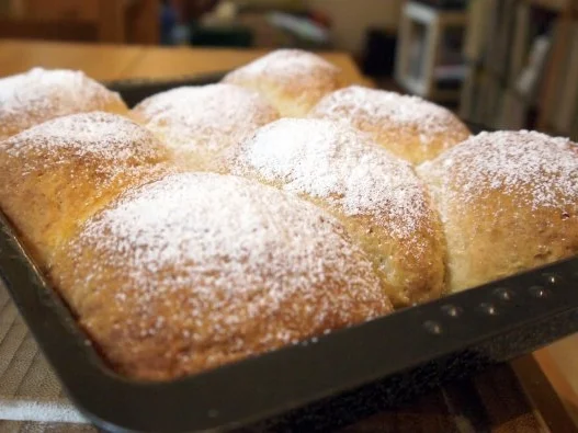 Rezept: Zwetschgen-Rohrnudeln mit Vanille-Sauce Bild Nr. 18 Zwetschgen-Rohrnudeln mit Vanille-Sauce - Rezept - Bild Nr. 18