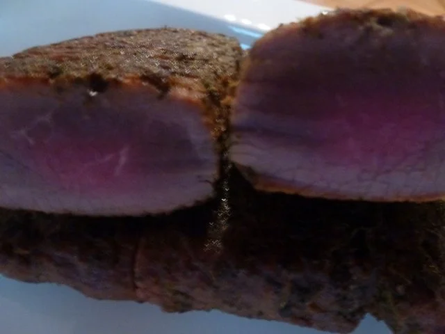 Rezept: "Fast" perfekte marinierte NT Lammlachse mit Wildkräuterkruste "Fast" perfekte marinierte NT Lammlachse mit Wildkräuterkruste - Rezept