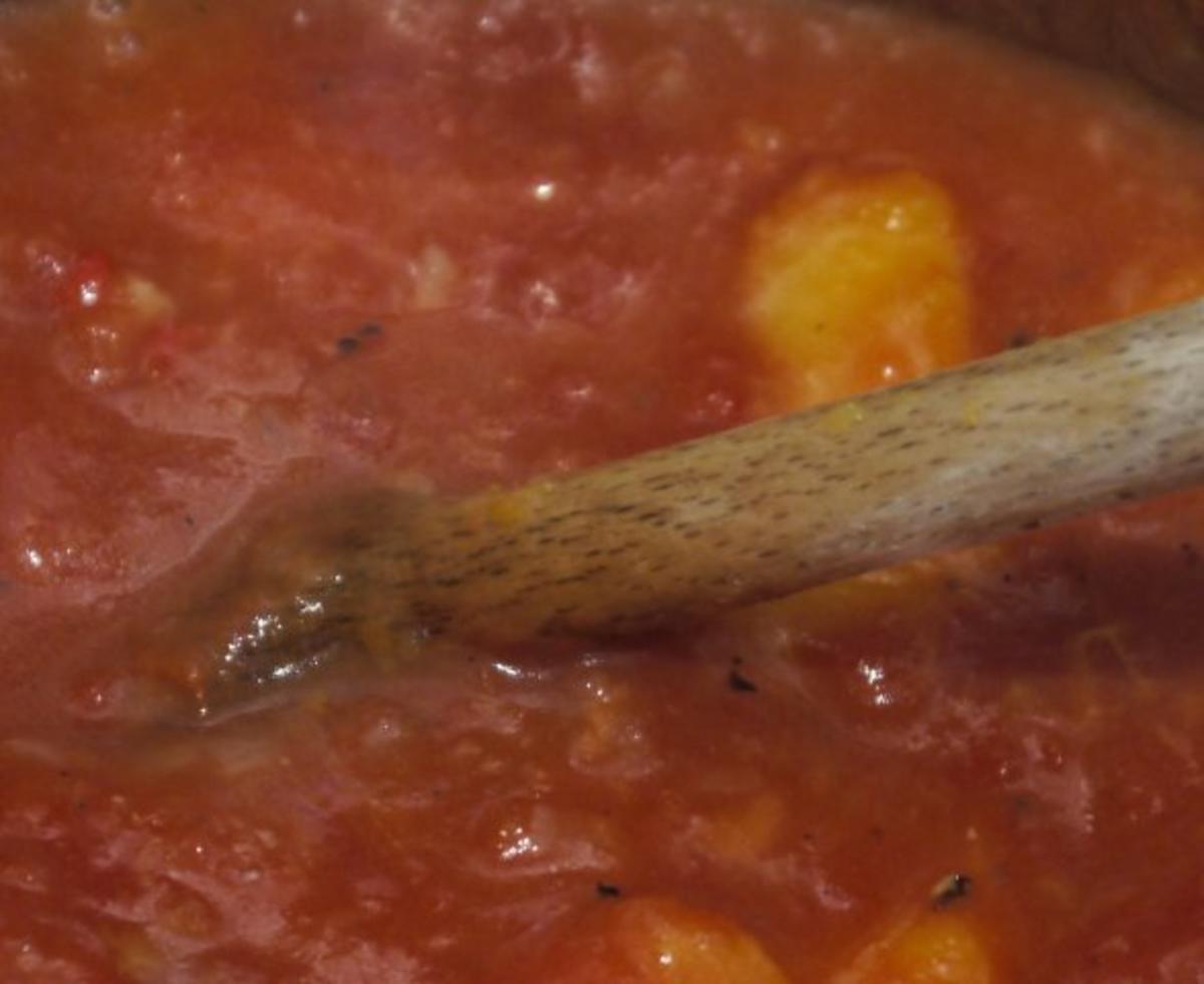 Spaghetti mit Tomaten-Pfirsich-Sauce - Rezept - Bild Nr. 7