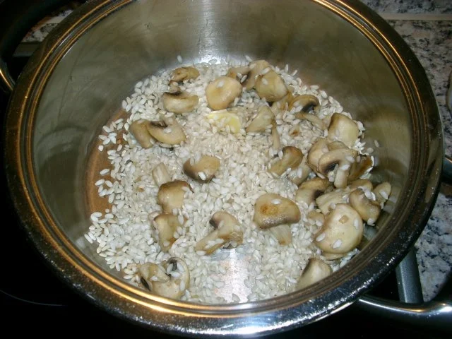 Rezept: Zander auf Lauchrisotto mit Rotwein-Butter-Soße Bild Nr. 5 Zander auf Lauchrisotto mit Rotwein-Butter-Soße - Rezept - Bild Nr. 5