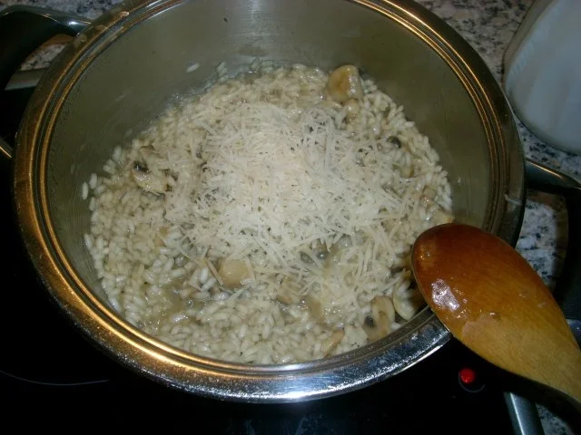 Rezept: Zander auf Lauchrisotto mit Rotwein-Butter-Soße Bild Nr. 7 Zander auf Lauchrisotto mit Rotwein-Butter-Soße - Rezept - Bild Nr. 7