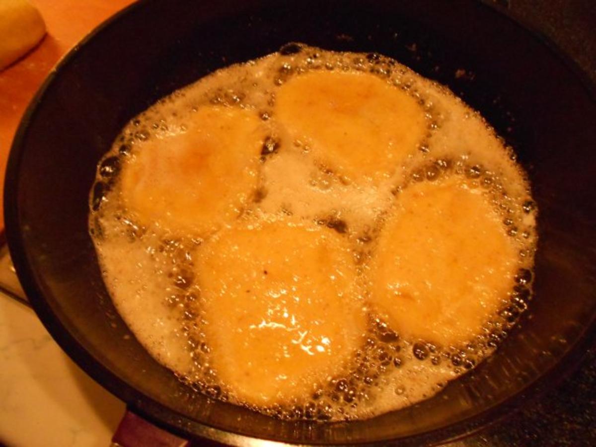 Kartoffel - Krapfen  mit Kürbiskraut - Rezept - Bild Nr. 30