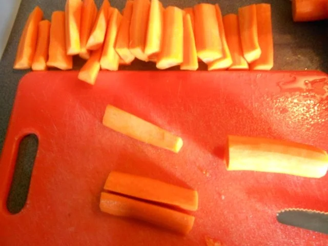 Rezept: Möhrensalat einmal anders vegetarisch Bild Nr. 2 Möhrensalat einmal anders vegetarisch - Rezept - Bild Nr. 2