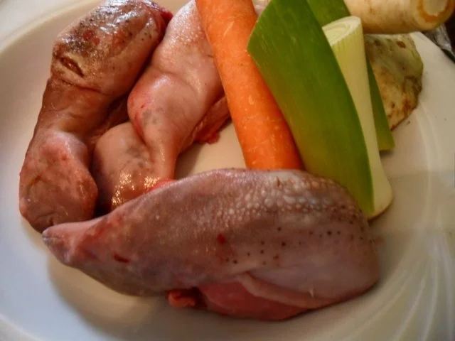 Lammzüngelchen mit Weißwein-Gewürzsoße - Rezept - Bild Nr. 2