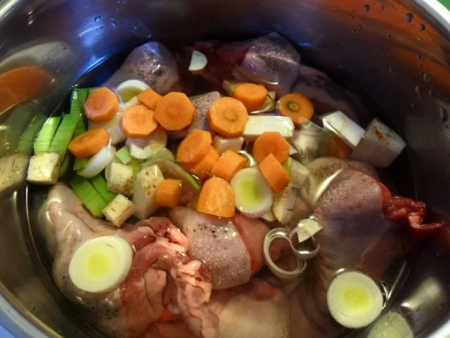 Lammzüngelchen mit Weißwein-Gewürzsoße - Rezept - Bild Nr. 3