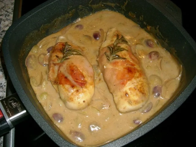 Umhüllte Hähnchenbrust mit Weintrauben - Rezept - Bild Nr. 8