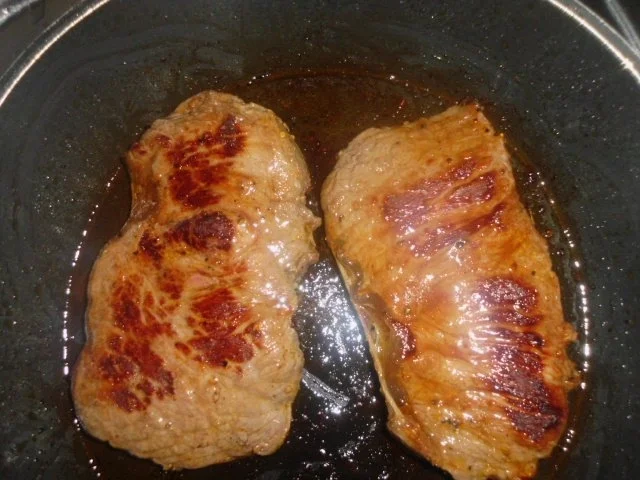 Roastbeef mit Pfifferlingen in einer Paprika-Rahmsauce mit Estragon - Rezept - Bild Nr. 6