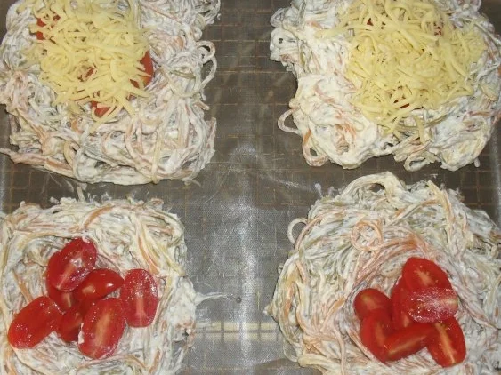 Rezept: Überbackene Nudelnester Bild Nr. 2 Überbackene Nudelnester - Rezept - Bild Nr. 2