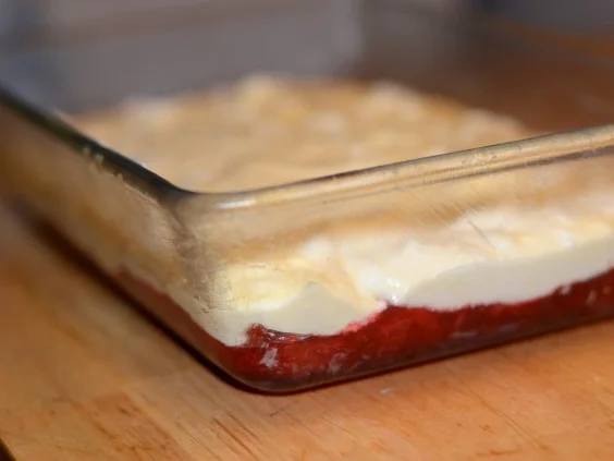 Rezept: Gebackener Zitronenpudding auf Zwetschgenröster Bild Nr. 6 Gebackener Zitronenpudding auf Zwetschgenröster - Rezept - Bild Nr. 6