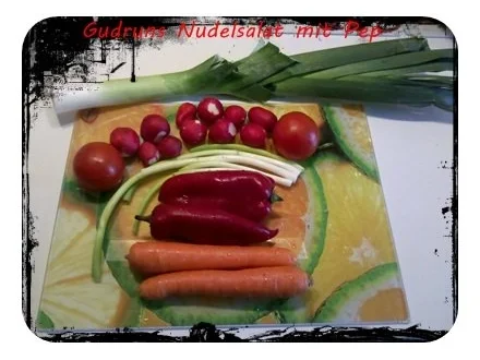 Rezept: Salat: Nudelsalat mit Pepp! Bild Nr. 3 Salat: Nudelsalat mit Pepp! - Rezept - Bild Nr. 3